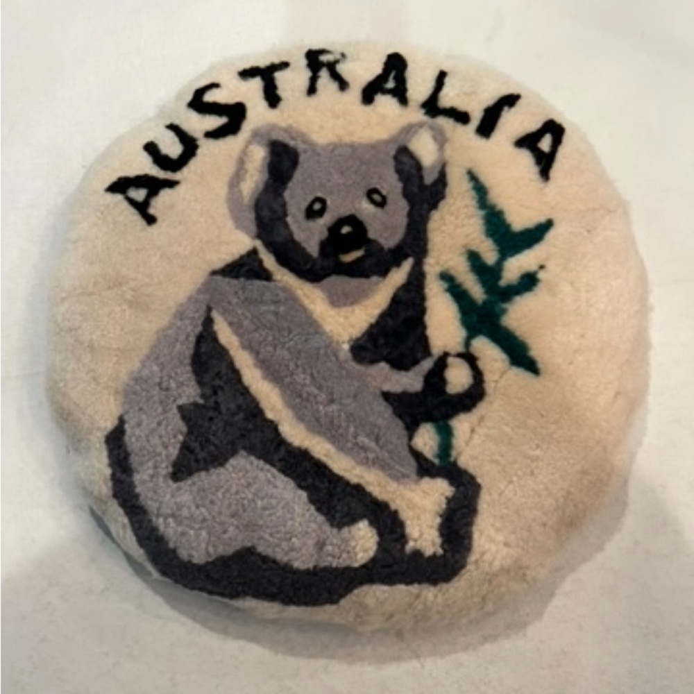 Vintage Australia Koala graphic shearling Wool souvenir style pillow. So cute!